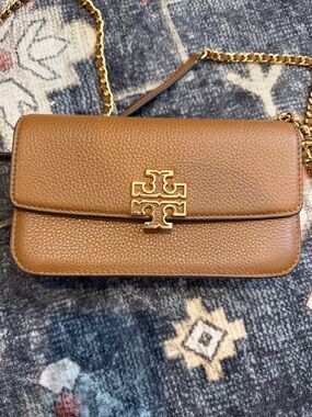 Tory Burch Pebbled Leather Chain Crossbody - Tan with Gold Hardware